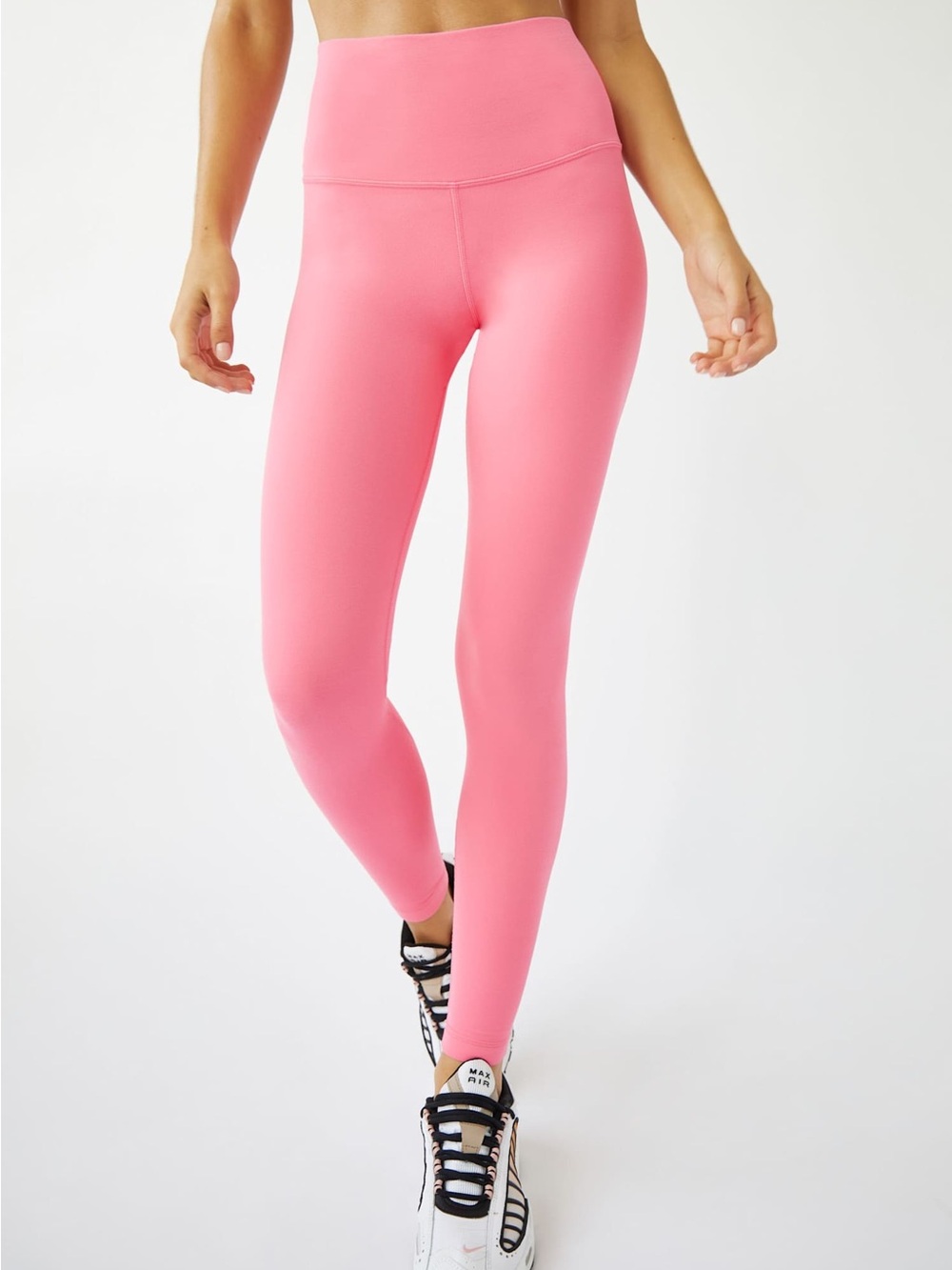 Aritzia TnAction TnaButter Cheeky Hi-Rise Leggings Pink Size 12-26” inseam